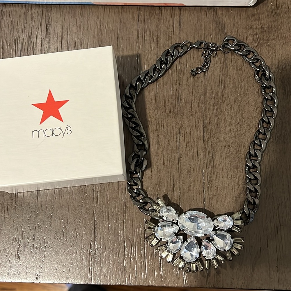 Statement necklace - Picture 2 of 3